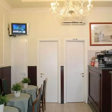 Hotel Chicago Rome