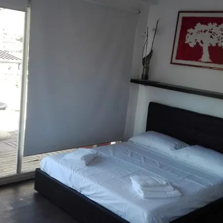 Place To Be&b Bed & Breakfast 3*