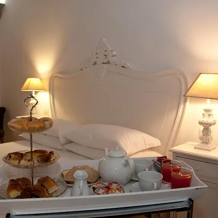 Bed & Breakfast La Finestra Sul Colosseo *