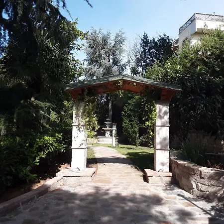 Bed & Breakfast Boutique Roma D'autore 2*