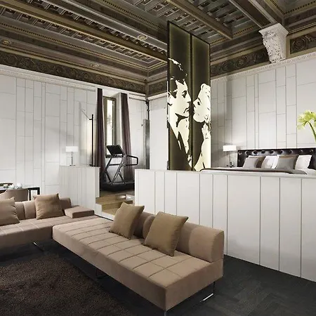 Penzion Piazza Del Gesu' Luxury 2*