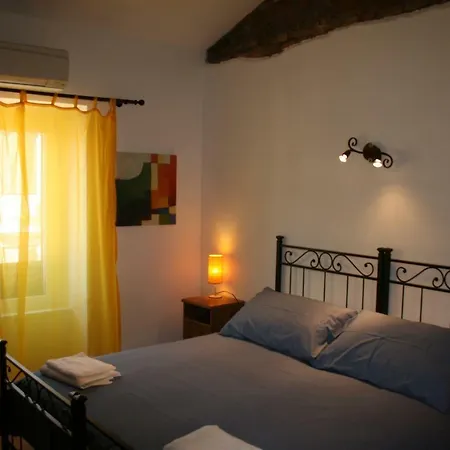 Sixtythree Bed & Breakfast