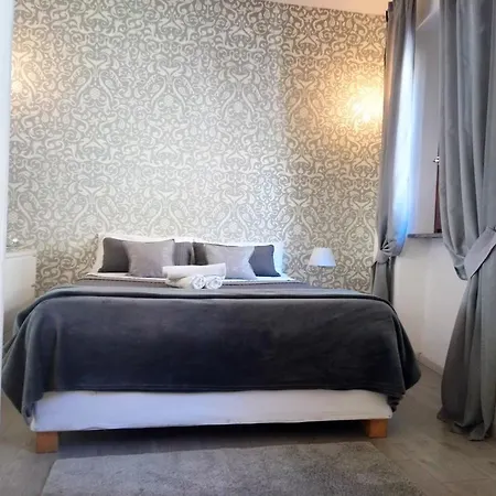Rome&suites Bed & Breakfast 2*
