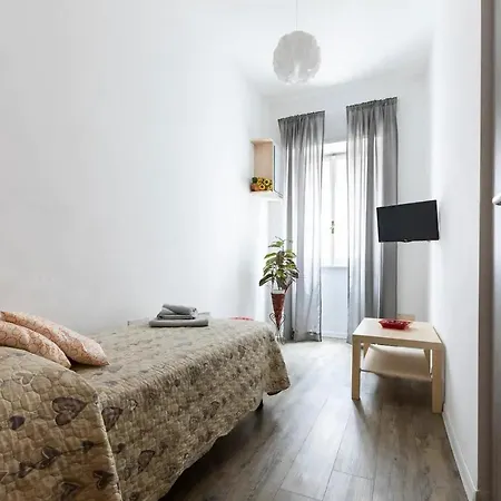 Cornelia House Rom