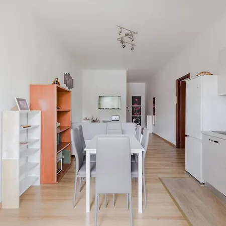 Apartment Pelizzi Apartment, 5 Persone, 2 Camere, Balcone, Cinecitta