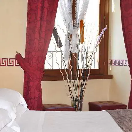 Le Di Via Ottaviano - In Bed and breakfast