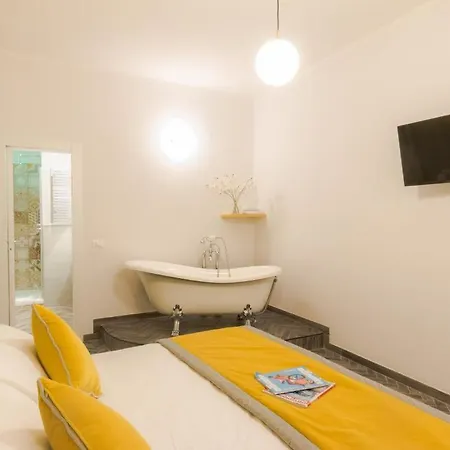 Frattina Ff Italian Guest house 2*