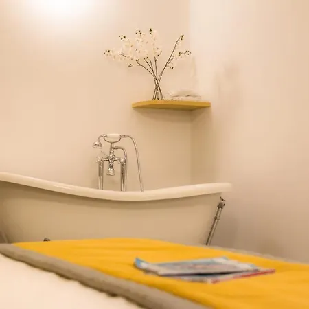 Guest house Frattina Ff Italian Rome