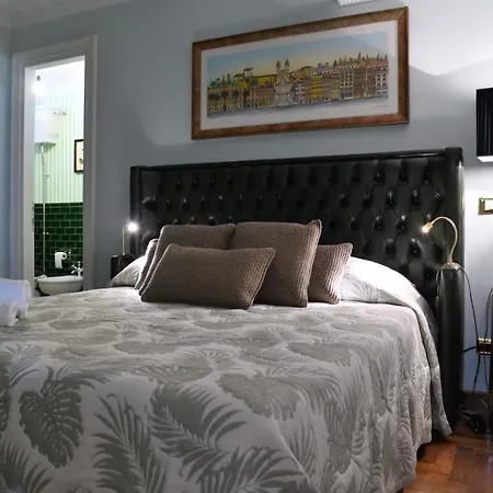Regal House Capucci 6 *