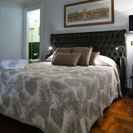Regal House Capucci 6 *