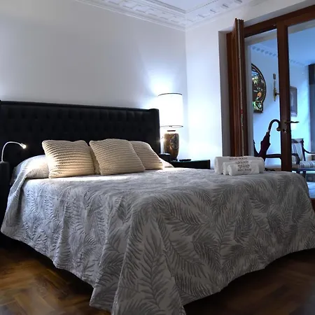 Regal House Capucci 6 *