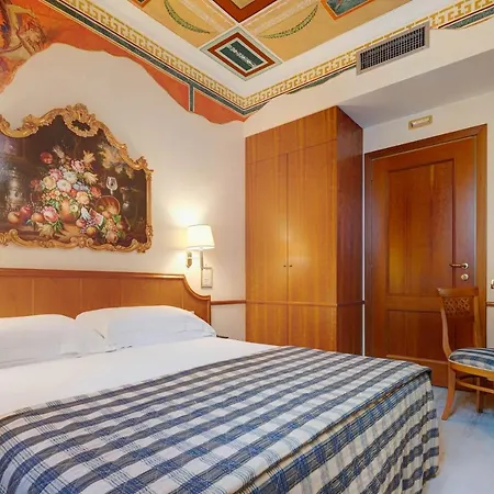 Amalfi Otel 3*