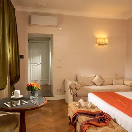 Vivaldi Luxury 3* Rome