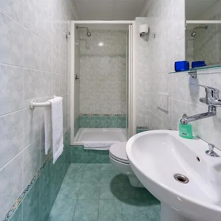 Monticello Via Cavour Guest house Rome