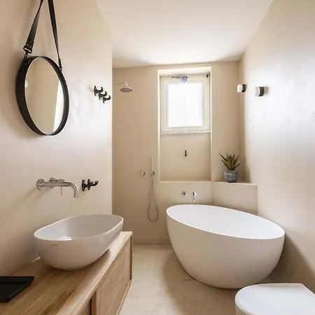 Romac - Condotti Penthouse In The Spanish Steps Area Apartment *