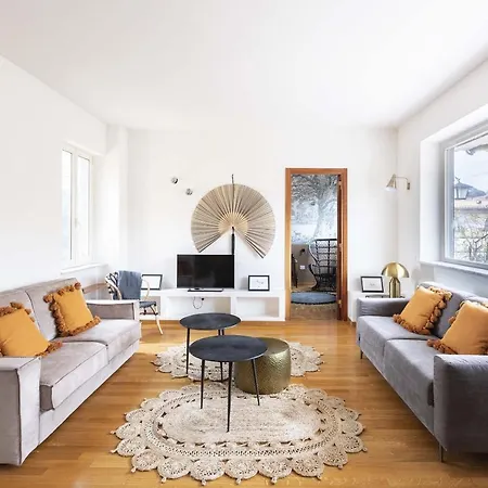 Romac - Condotti Penthouse In The Spanish Steps Area *