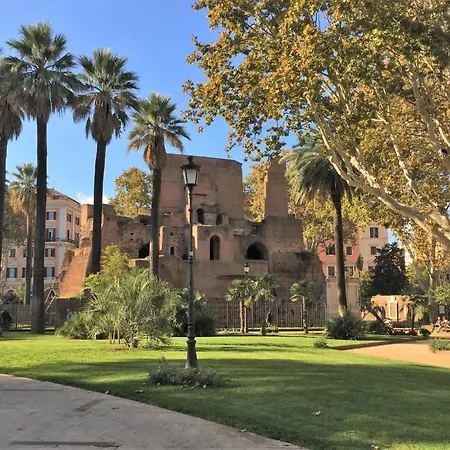 Rome's Holidays 招待所 2*
