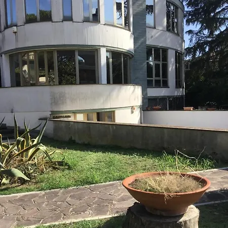 Vicino Ifo Intero Apartment Rome