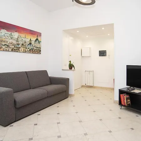 Cosy 5 Minutes From St Peter Apartment Rome