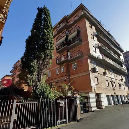 Magliana Appartement *