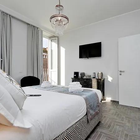 Della Croce Luxury 2* Rom