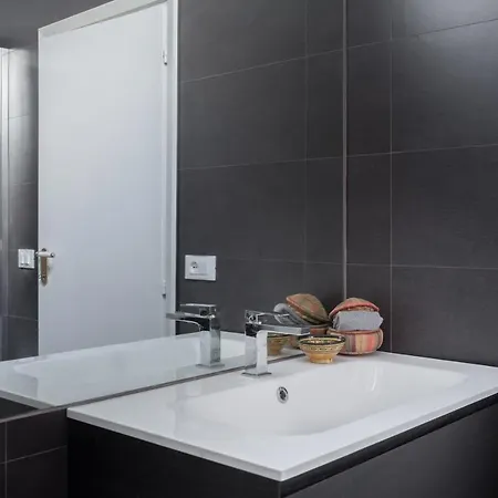 Apartment Classic And Chic In Trastevere