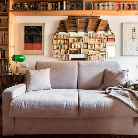 Apartment Classic And Chic In Trastevere