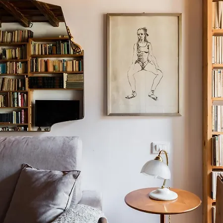 Apartment Classic And Chic In Trastevere Rome
