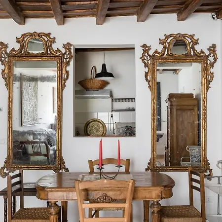Apartment Classic And Chic In Trastevere Rome