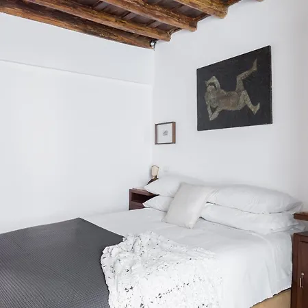Apartment Classic And Chic In Trastevere *