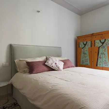 Casa Satrico * Rome