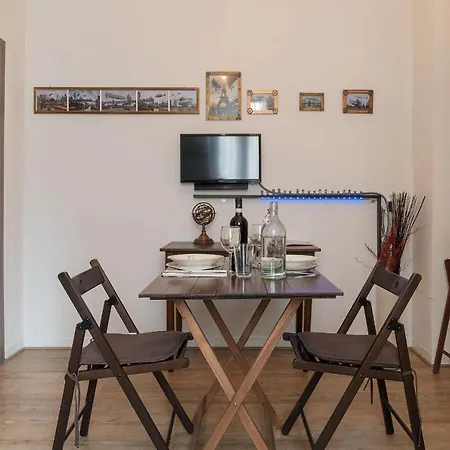 Апартаменты San Paolo Steampunk Flat