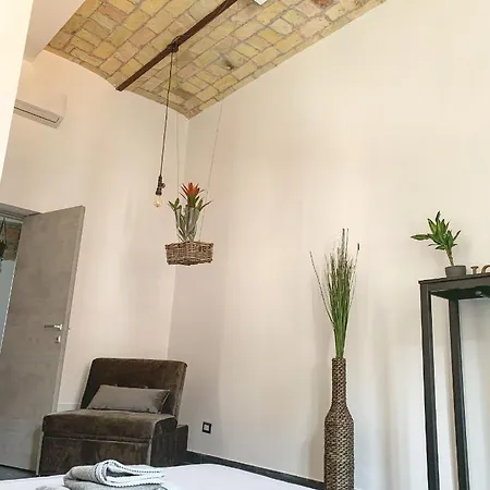 Apartment Basilica Papale Di San Paolo Moderno - Yourhome Rome