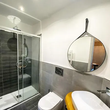 Apartment Basilica Papale Di San Paolo Moderno - Yourhome