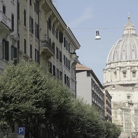 A Un Passo Dal Centro Apartment