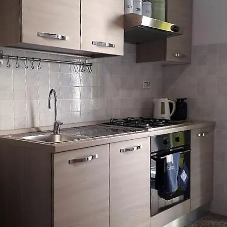 Apartment Ostiense Piramide Station