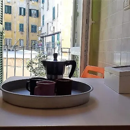 Ostiense Piramide Station Apartment *