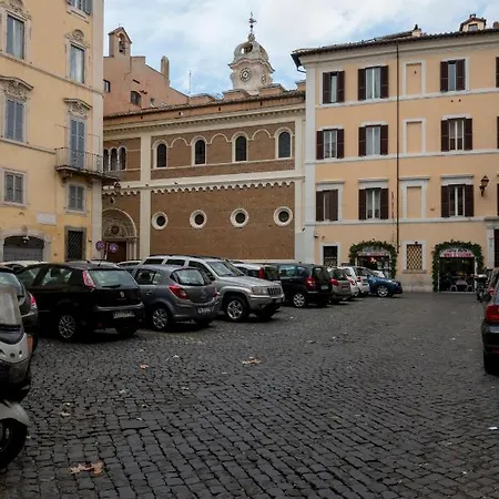 Saint Caterina House - Campo De' Fiori Řím