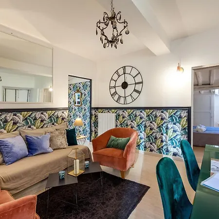 Apartment Irex Trevi Fountain Private Penthouse *