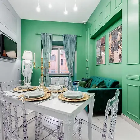 Apartment Luxury Trevi Fountain - Your Italian Holidays