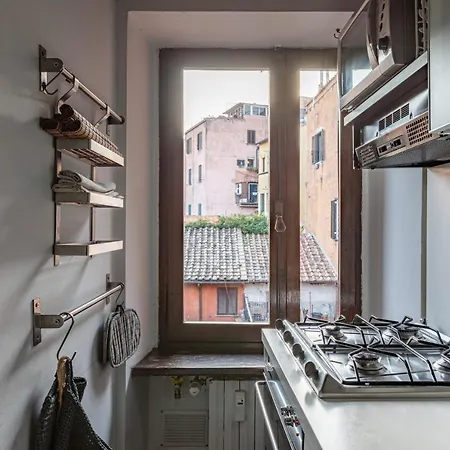 Mattonato 36 * Rome