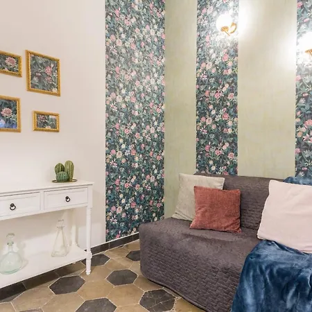 Flora Metro Vittorio Apartment *