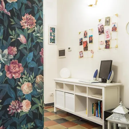 Apartment Flora Metro Vittorio Rome