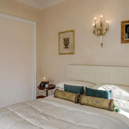 Luxury Apt With Colosseum View Rome