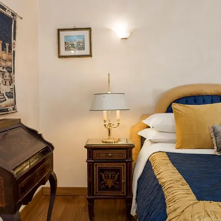 Luxury Apt With Colosseum View Apartment *