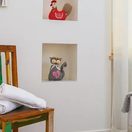 Many Days Apartment