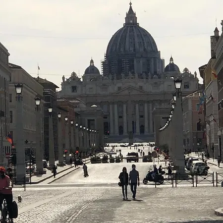 Affaccio Sul Vaticano *