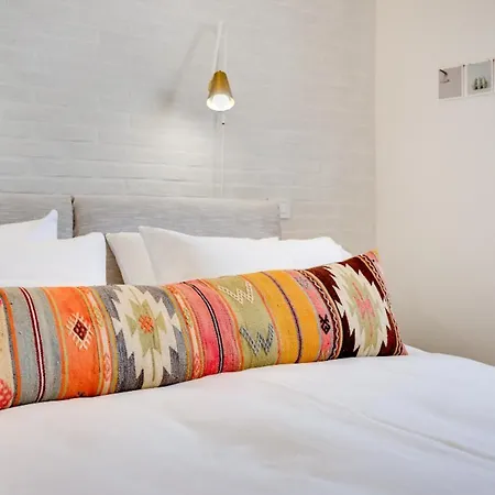 Beautiful Designer Flat Close To Pantheon Apartment Rome