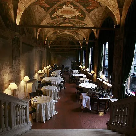 Columbus Hotel