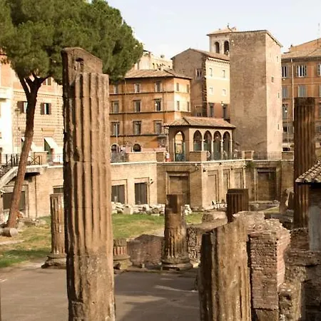 Claudia 3* Rome